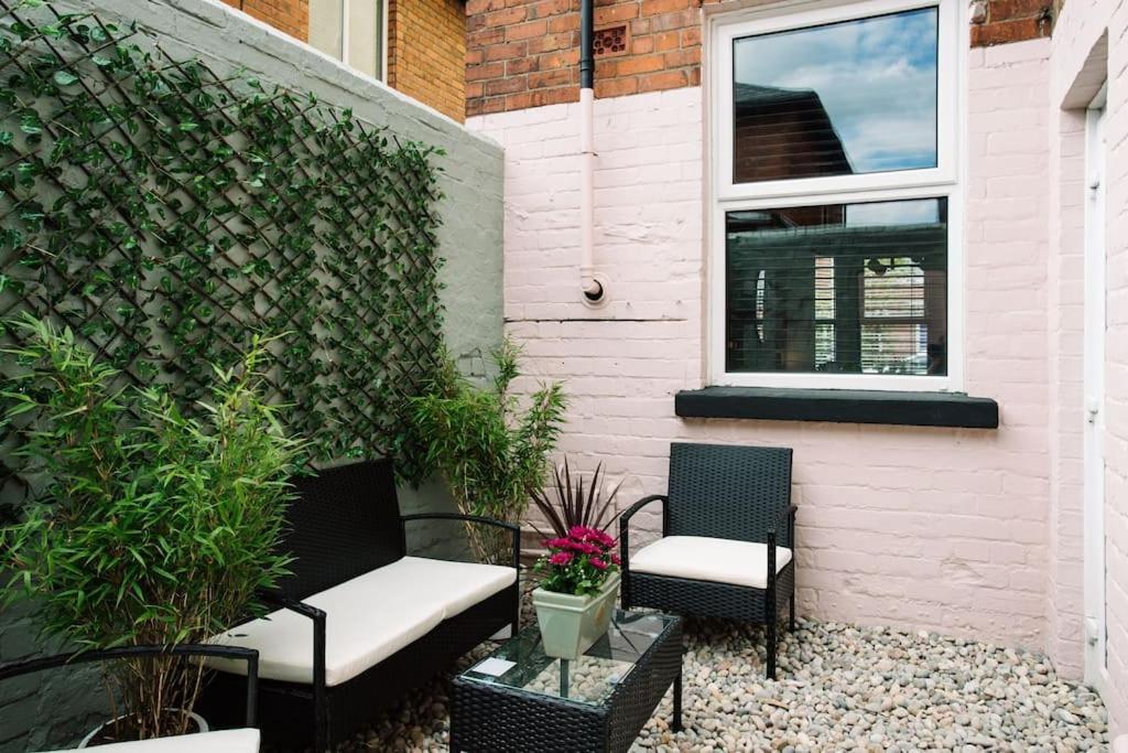Holiday home Designer 4-bed In The Heart Of Belfast