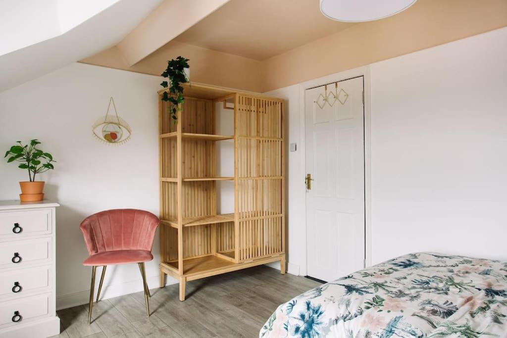Designer 4-bed In The Heart Of Belfast