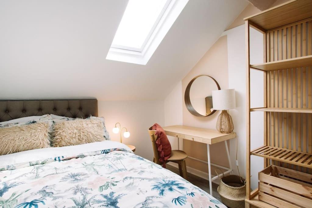 Designer 4-bed In The Heart Of
